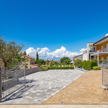 Appartments Adriatic Omišalj Dış mekan fotoğraf