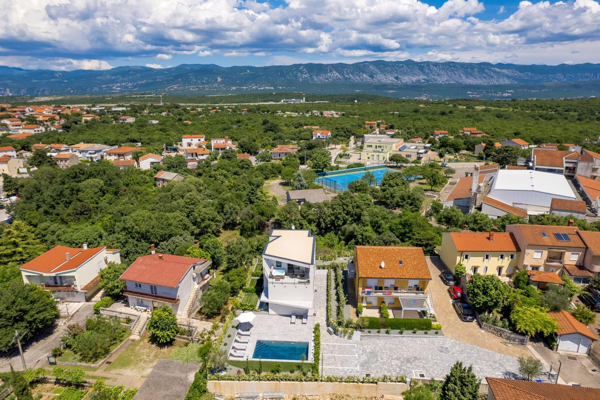 Appartments Adriatic Omišalj Dış mekan fotoğraf