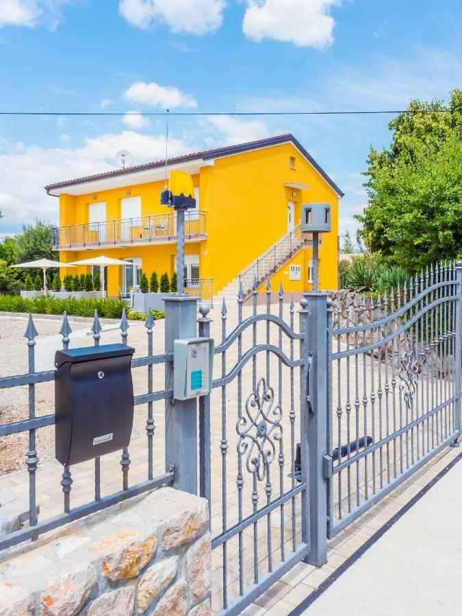 Appartments Adriatic Omišalj Dış mekan fotoğraf