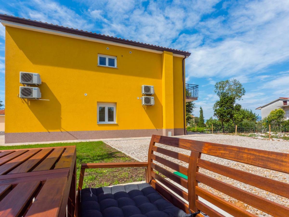 Appartments Adriatic Omišalj Dış mekan fotoğraf